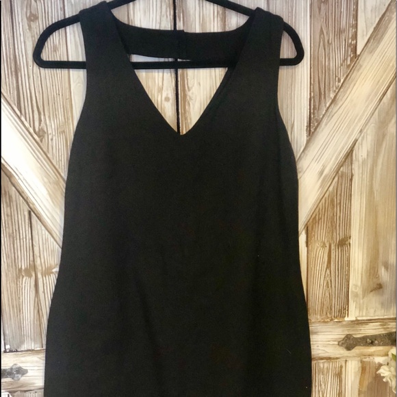 Banana Republic Dresses & Skirts - Banana Republic LBD - Excellent Condition Banana Republic Dresses & Skirts - Banana Republic LBD - Excellent Condition